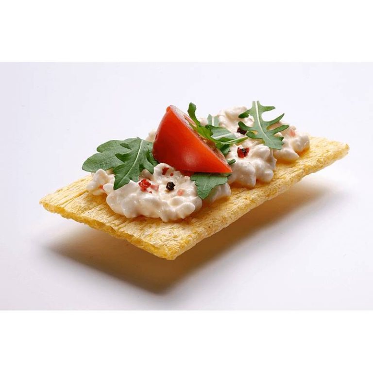 Sugestie de prezentare pâine extrudată cu cremă de unt