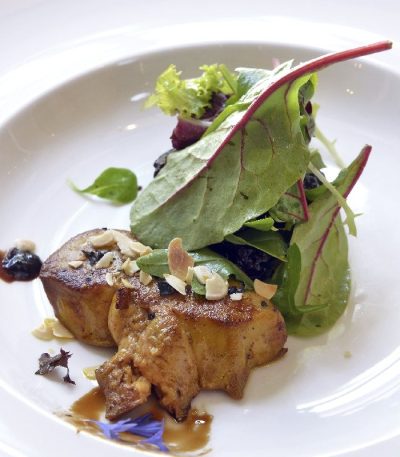 Sugestie de prezentare pentru Ficat de rață grasă (Foie gras)