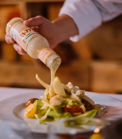 Sos cezar pentru salată