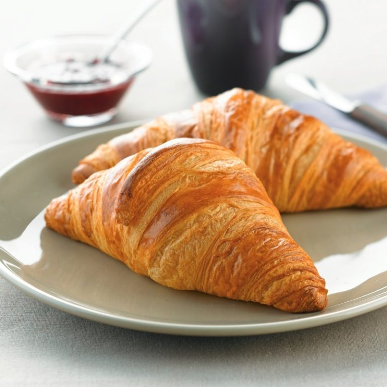 Sugestie de prezentare pentru Croissant cu unt, 6 kg vrac