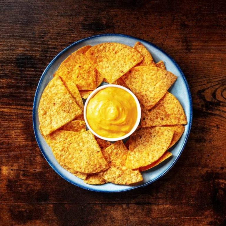 Sugestie de prezentare Sos Cheddar