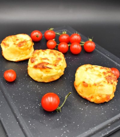 Cartofi gratinați cu smântână și emmentaler, 1,5 kg